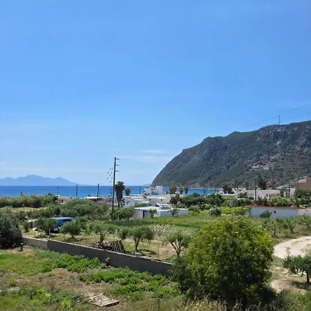 Kamari View House